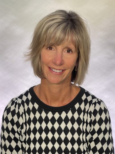 headshot of Shannon Grus