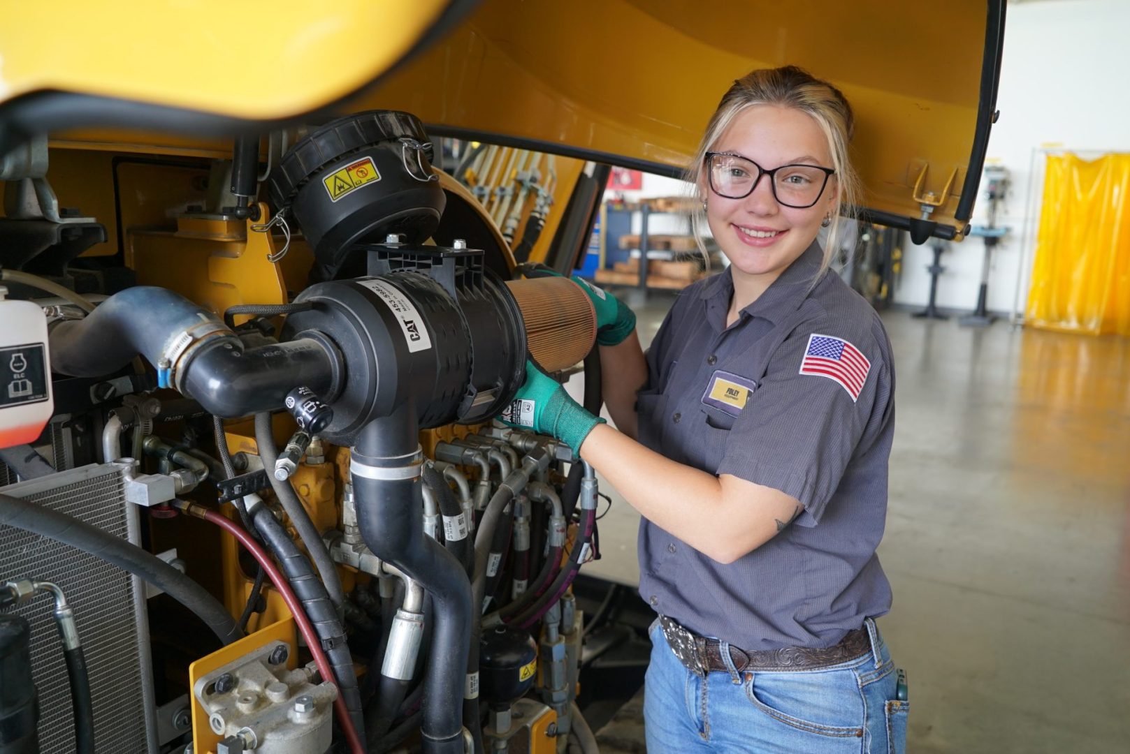 CAT Dealer Service Technician Training Program - Apply Today